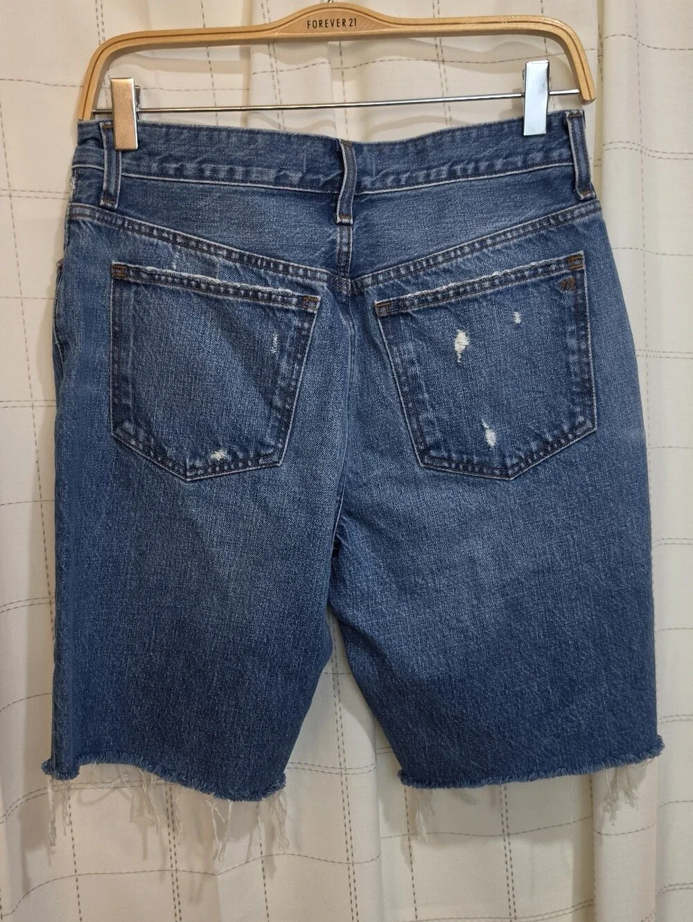 Madewell Long Denim Shorts in Pedersen Wash